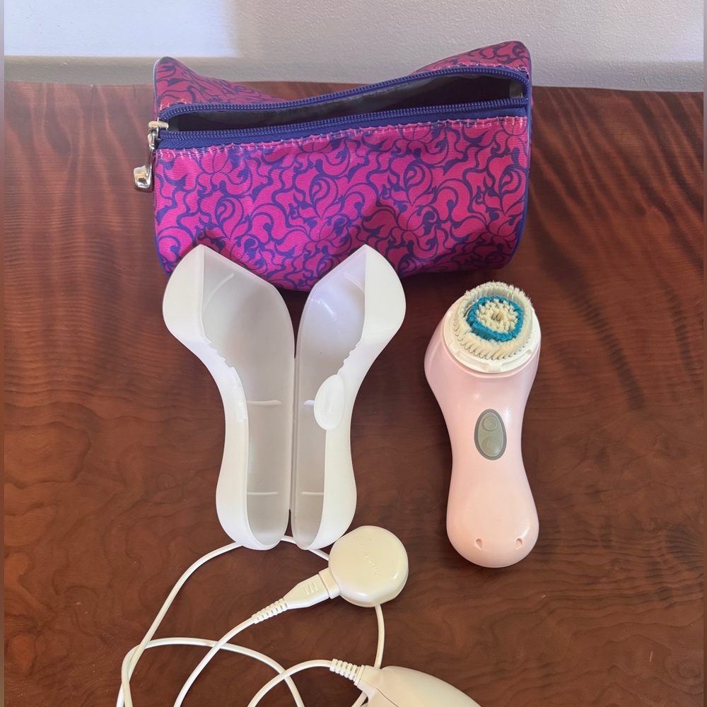Clarisonic Mia 2 pink works perfect 😍